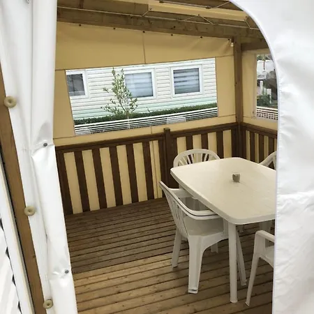Kemping Mobil-home 5 Personnes Proche De La Plage *